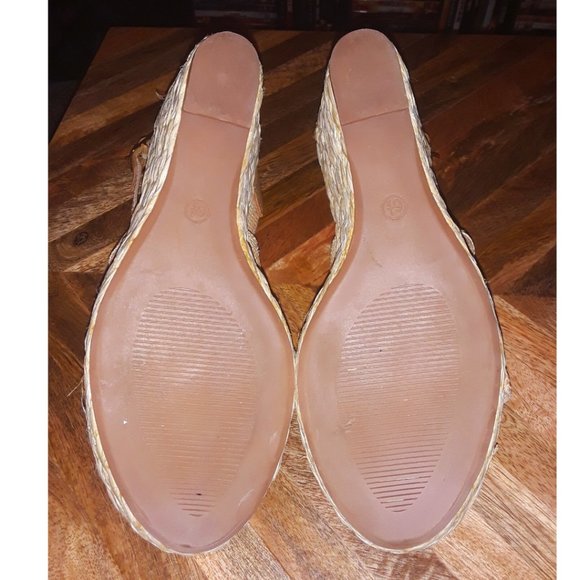 SOLD   DOLCE BY MOJO MOXY STRIPED DAVENPORT ESPADRILLE WEDGE HEEL SANDALS - Picture 13 of 13